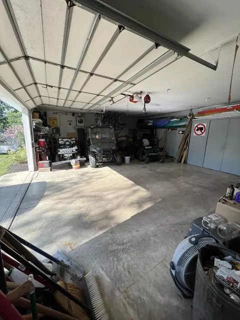 Exterior - 2635 Bell Rd, Minooka, IL 60447 photo 7 of 14