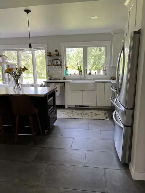 Kitchen - 2635 Bell Rd, Minooka, IL 60447 photo 1 of 8