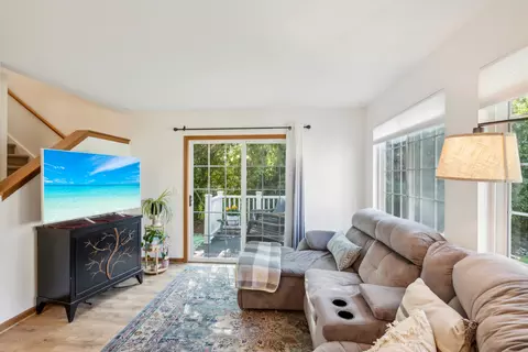 Living - 39166 Welsh Ln, Beach Park, IL 60083 photo 2 of 3