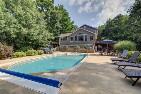 Exterior - 15160 Schipper Ln, Morrison, IL 61270 photo 8 of 19