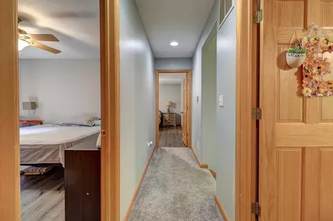 Entry Way - 15160 Schipper Ln, Morrison, IL 61270 photo 4 of 4