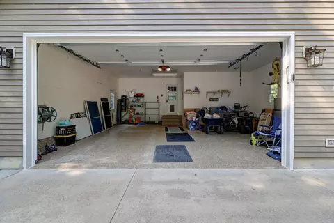 Exterior - 15160 Schipper Ln, Morrison, IL 61270 photo 17 of 19