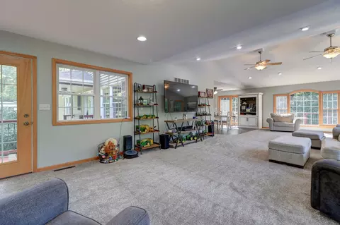 Living - 15160 Schipper Ln, Morrison, IL 61270 photo 1 of 3