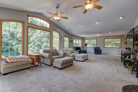 Living - 15160 Schipper Ln, Morrison, IL 61270 photo 3 of 3