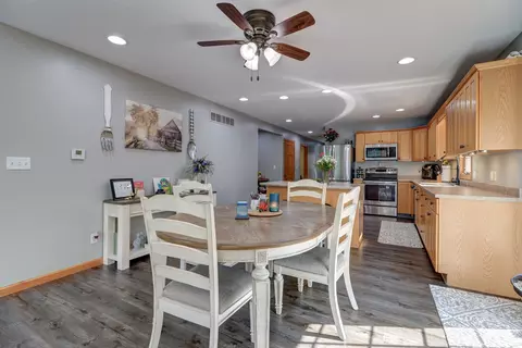 Dining - 15160 Schipper Ln, Morrison, IL 61270 photo 1 of 1