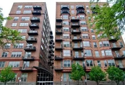 500 S Clinton St #702, Chicago, IL 60607