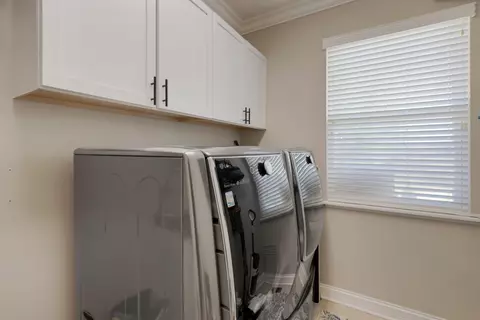 Other - 1025 Biltmore Dr, Elgin, IL 60120 photo 2 of 8