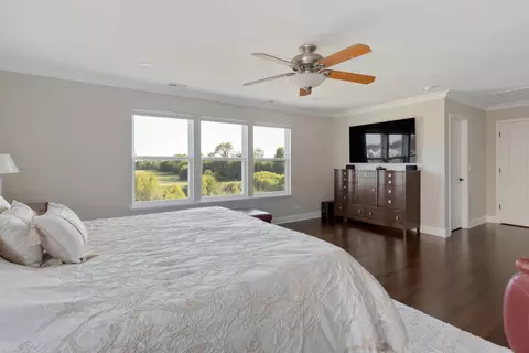 Other - 1025 Biltmore Dr, Elgin, IL 60120 photo 3 of 8