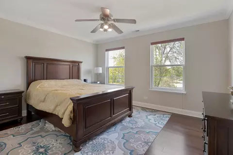 Other - 1025 Biltmore Dr, Elgin, IL 60120 photo 4 of 8