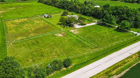 350 E Munz Rd, Crete, IL 60417 photo 2