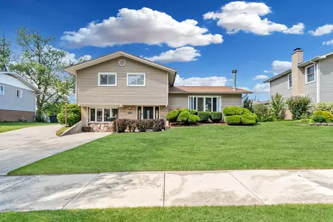 5624 Fern Ave, Oak Forest, IL 60452