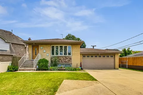 322 W Kimbell Ave, Elmhurst, IL 60126