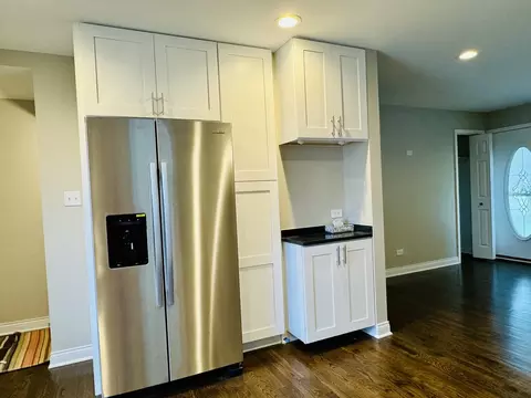 Kitchen - Undisclosed, Burbank, IL 60459 photo 3 of 4