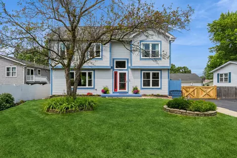 18864 Deerpath Rd, Grayslake, IL 60030