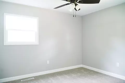 Bedroom - 1908 Sangamon Dr, Champaign, IL 61821 photo 4 of 5