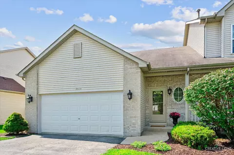 1226 A Glen Mor Dr, Shorewood, IL 60404