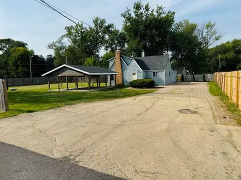 36107 N Green Bay Rd, Waukegan, IL 60087