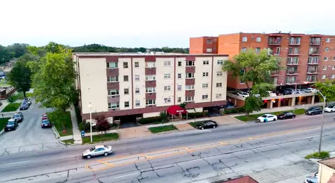7840 W North Ave #4A, Elmwood Park, IL 60707
