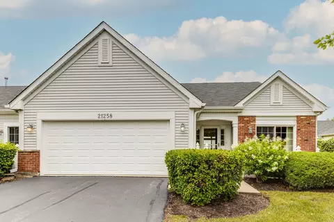 21258 W Crimson Ct, Plainfield, IL 60544