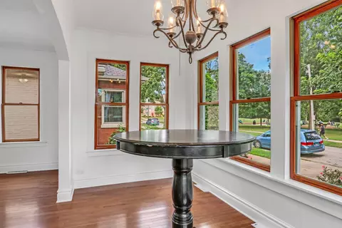 Dining - 1339 Willow Ave, Des Plaines, IL 60016 photo 1 of 1