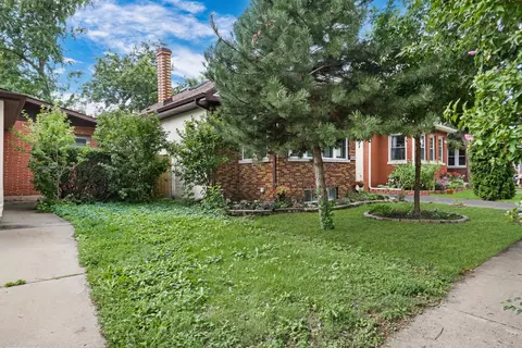 Exterior - 1339 Willow Ave, Des Plaines, IL 60016 photo 3 of 7