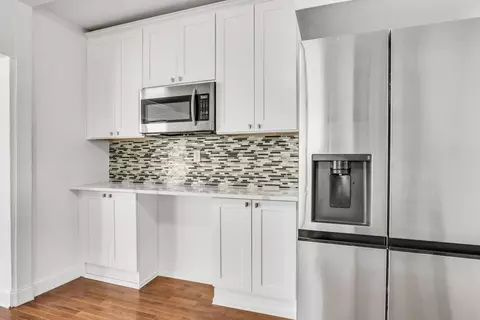 Kitchen - 1339 Willow Ave, Des Plaines, IL 60016 photo 3 of 5