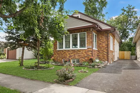 1339 Willow Ave, Des Plaines, IL 60016