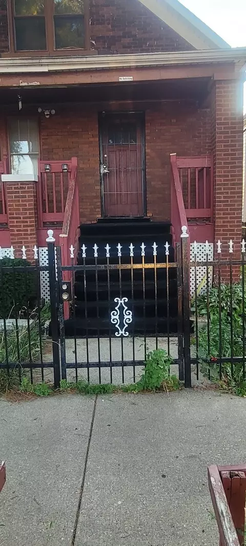 1620 N Latrobe Ave, Chicago, IL 60639