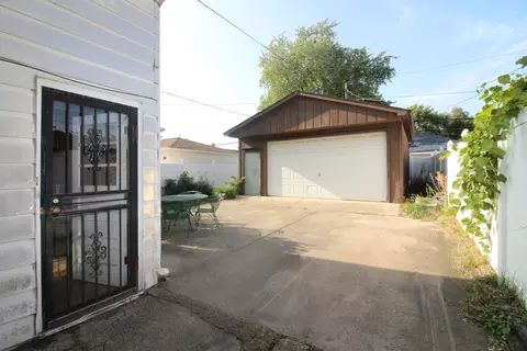 8132 44th Ct, Lyons, IL 60534 photo 15