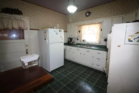 8132 44th Ct, Lyons, IL 60534 photo 6