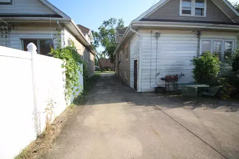 8132 44th Ct, Lyons, IL 60534 photo 21