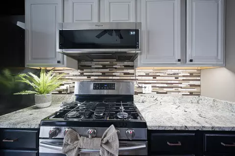 Kitchen - 421 S Alma Ave, Kankakee, IL 60901 photo 7 of 7