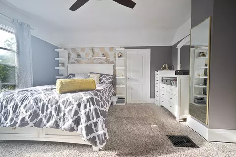 Bedroom - 421 S Alma Ave, Kankakee, IL 60901 photo 2 of 4