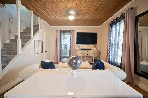 Living - 421 S Alma Ave, Kankakee, IL 60901 photo 4 of 4