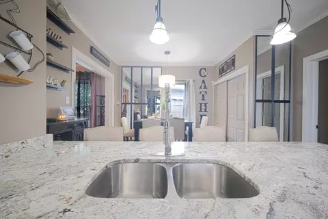 Kitchen - 421 S Alma Ave, Kankakee, IL 60901 photo 6 of 7