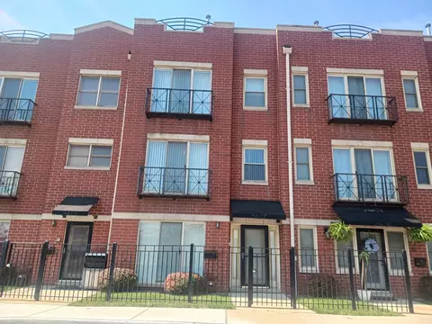 3417 W School St, Chicago, IL 60618