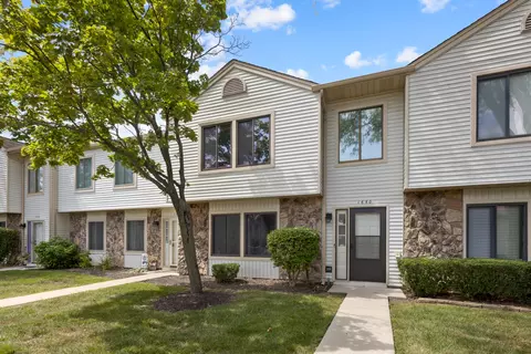 1650 Vermont Dr, Elk Grove Village, IL 60007