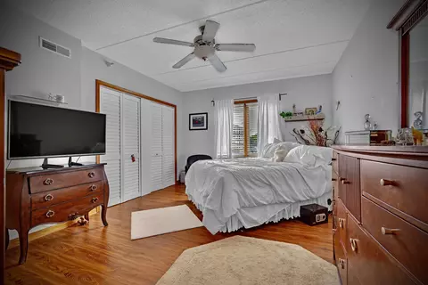 1477 E Thacker St #404, Des Plaines, IL 60016 photo 16