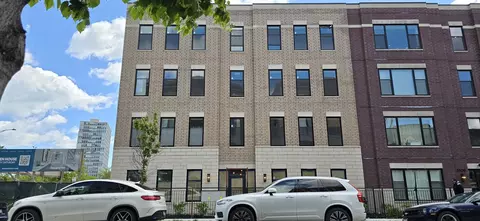 3105 S Giles Ave #4N, Chicago, IL 60616