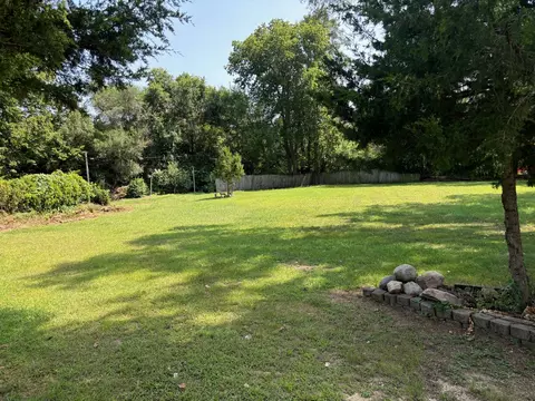 3110 7th St, Rockford, IL 61109