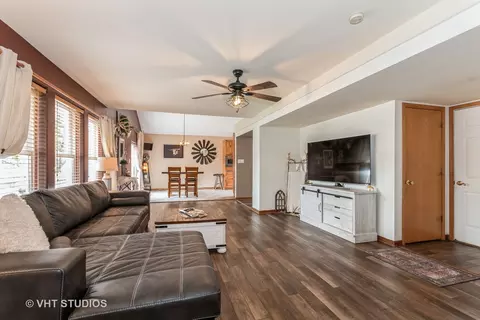 2709 Cedar Breaks Ct, Plainfield, IL 60586 photo 4