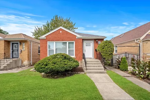 8722 S Constance Ave, Chicago, IL 60617