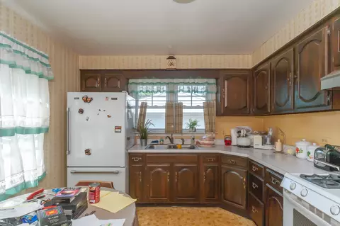 402 Mors Ave, Wheeling, IL 60090 photo 2