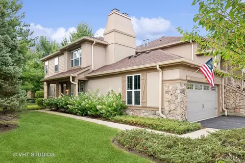 1955 Crenshaw Cir, Vernon Hills, IL 60061