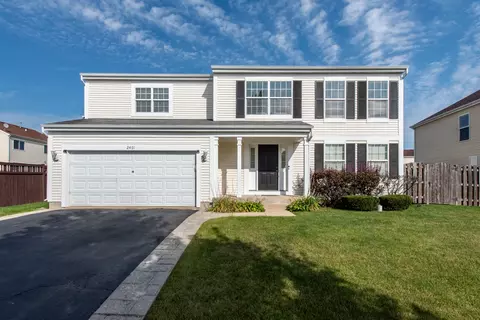 2401 Mark Ave, Zion, IL 60099