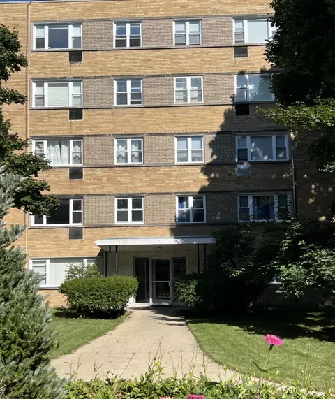 2025 W Granville Ave #104, Chicago, IL 60659