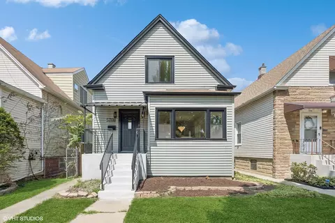 5708 W Byron St, Chicago, IL 60634
