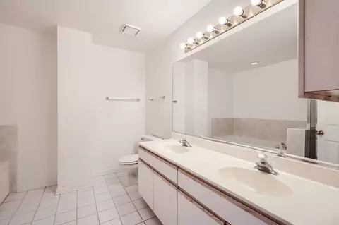 1233 Dunamon Dr, Bartlett, IL 60103 photo 20