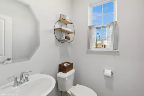Bath - 1031 Draper Rd, Mchenry, IL 60050 photo 1 of 3
