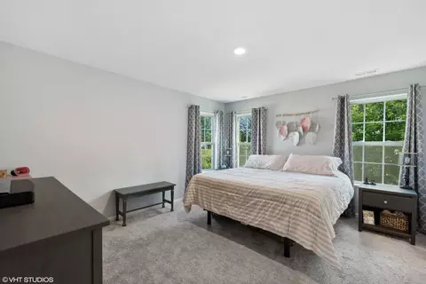 Bedroom - 1031 Draper Rd, Mchenry, IL 60050 photo 1 of 3